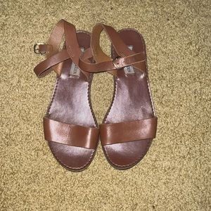 [Used] Women’s Open-toe Sandals in Brown